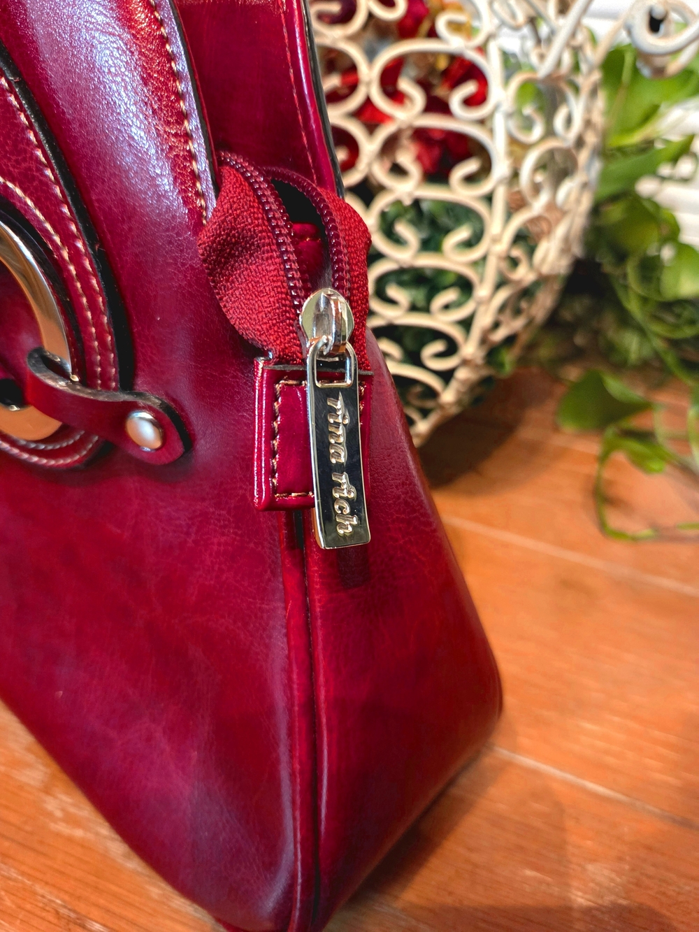 *VERY RARE!* Rina Rich "Prada" Vintage Brilliant Red Purse *READ DESCRIPTION!!* - Picture 7 of 13
